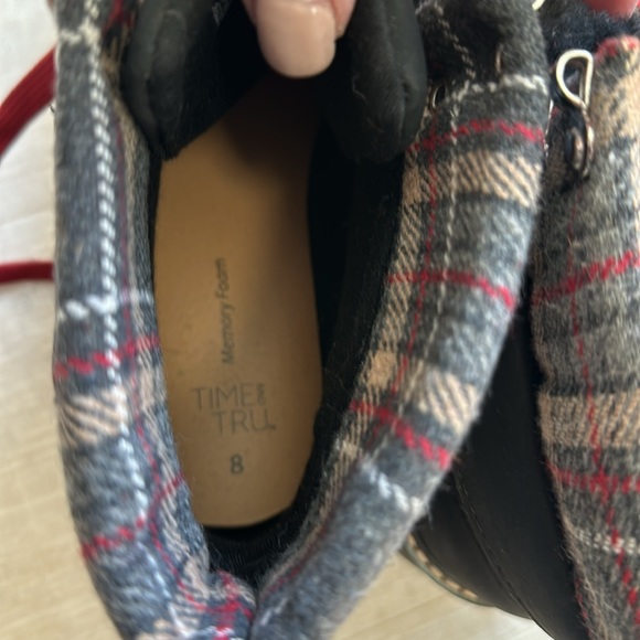 Time and Tru Boots - Picture 4 of 5